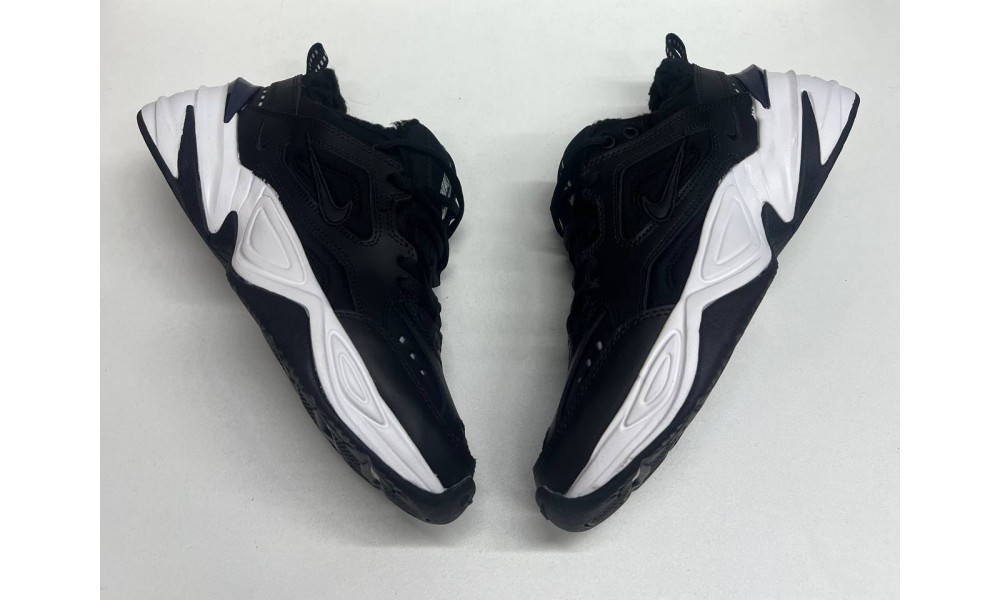 Nike air monarch outlet white black